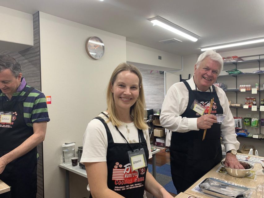 Kyoto: Japanese Udon and Sushi Cooking Class With Tastings - Instructor and Group Details