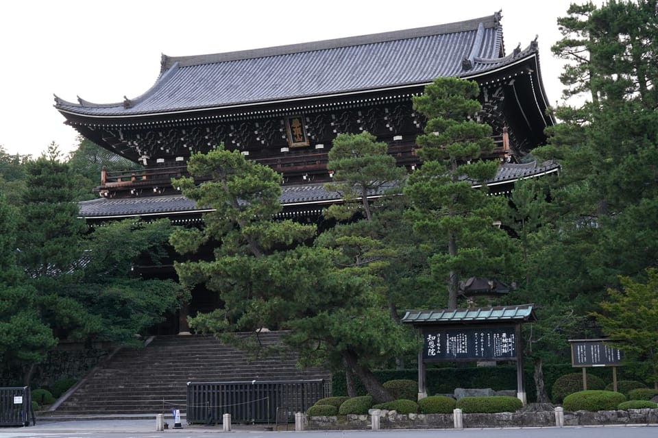 Kyoto: Higashiyama, Kiyomizudera and Yasaka Discovery Tour - Meeting Point