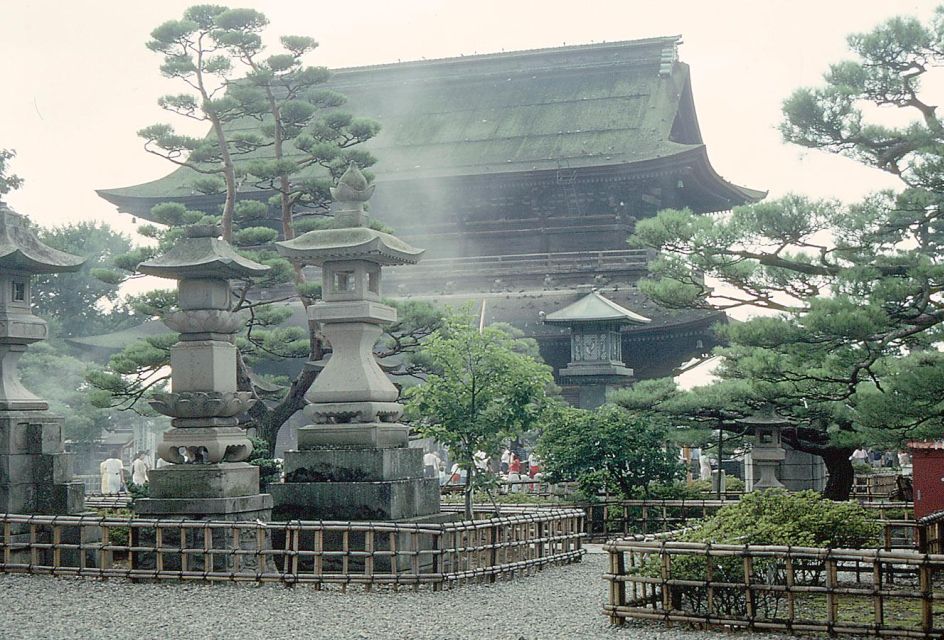 Nagano Audio Guide: Zenkō-ji, Museum & Zoo - 2. Experience Highlights