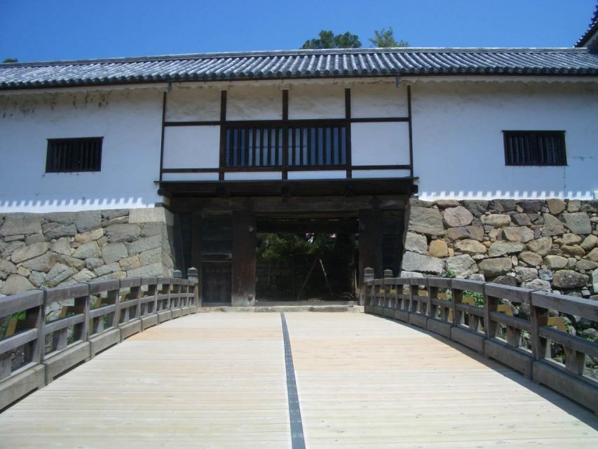 Shiga Audio Guide: The Majestic Lake Castle - Hikone Castle - Frequently Asked Questions